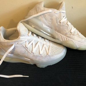 Men’s Nike Lebron 17 low white camo